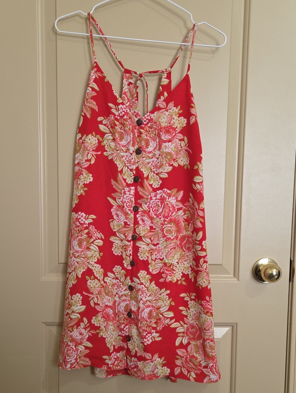 LucyLove. Coral Red Floral Button-Front Dressucie